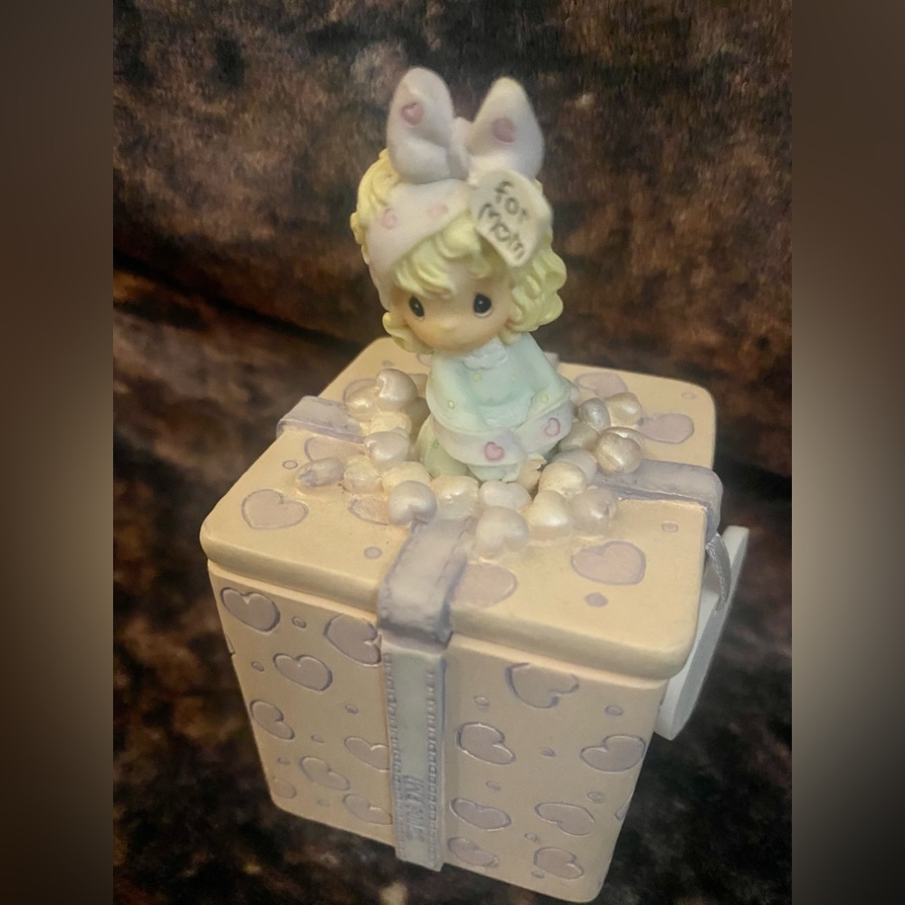 Precious Moments 2003 PRECIOUS MOMENTS By Enesco *FOR MOM* 2 Sided Lid
